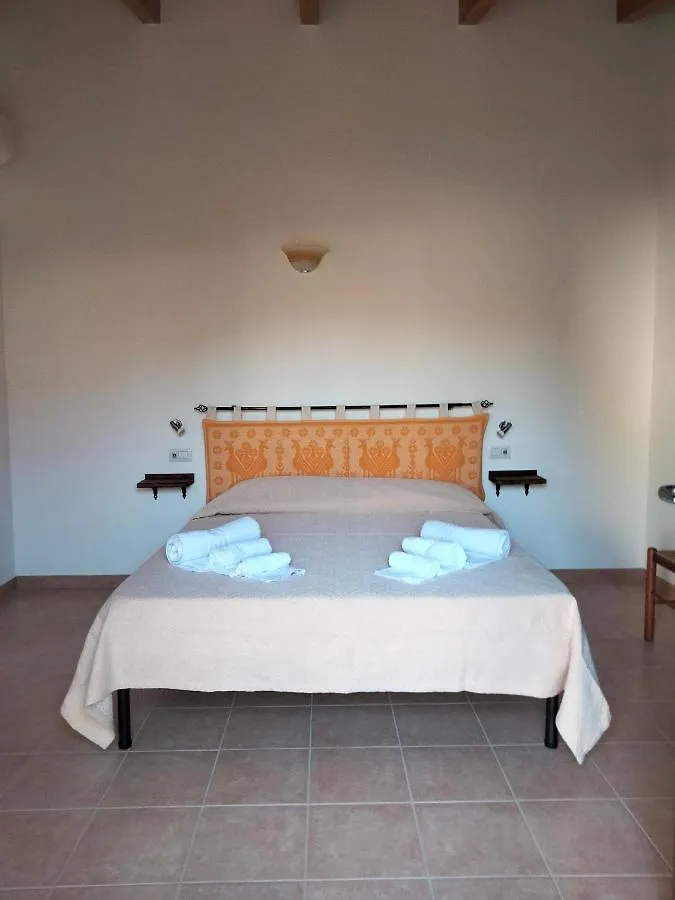 Alojamento de Turismo Rural Agriturismo I Doni Del Mandorlo Alghero Itália